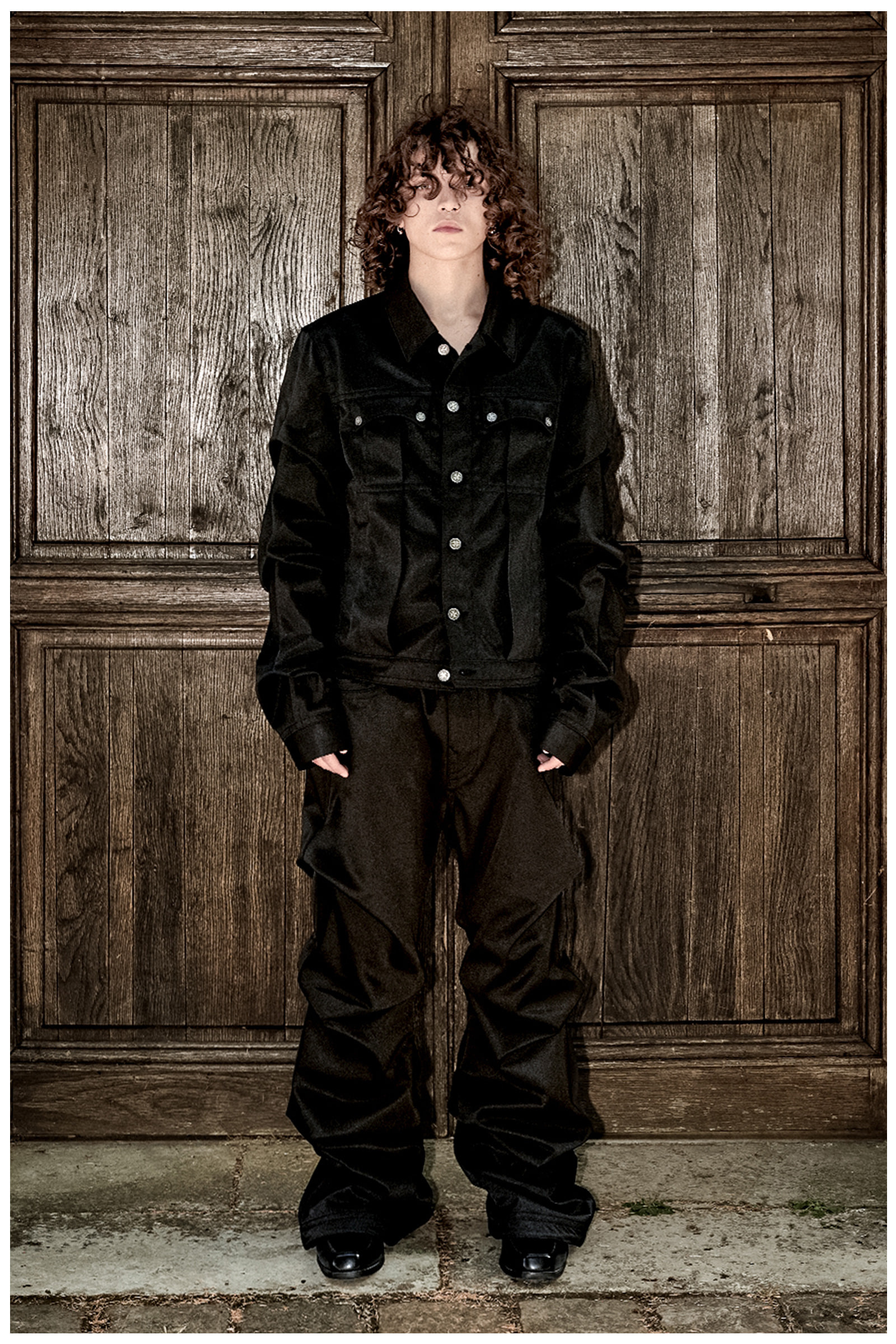 SHOP - OUTER - OPUS 0012