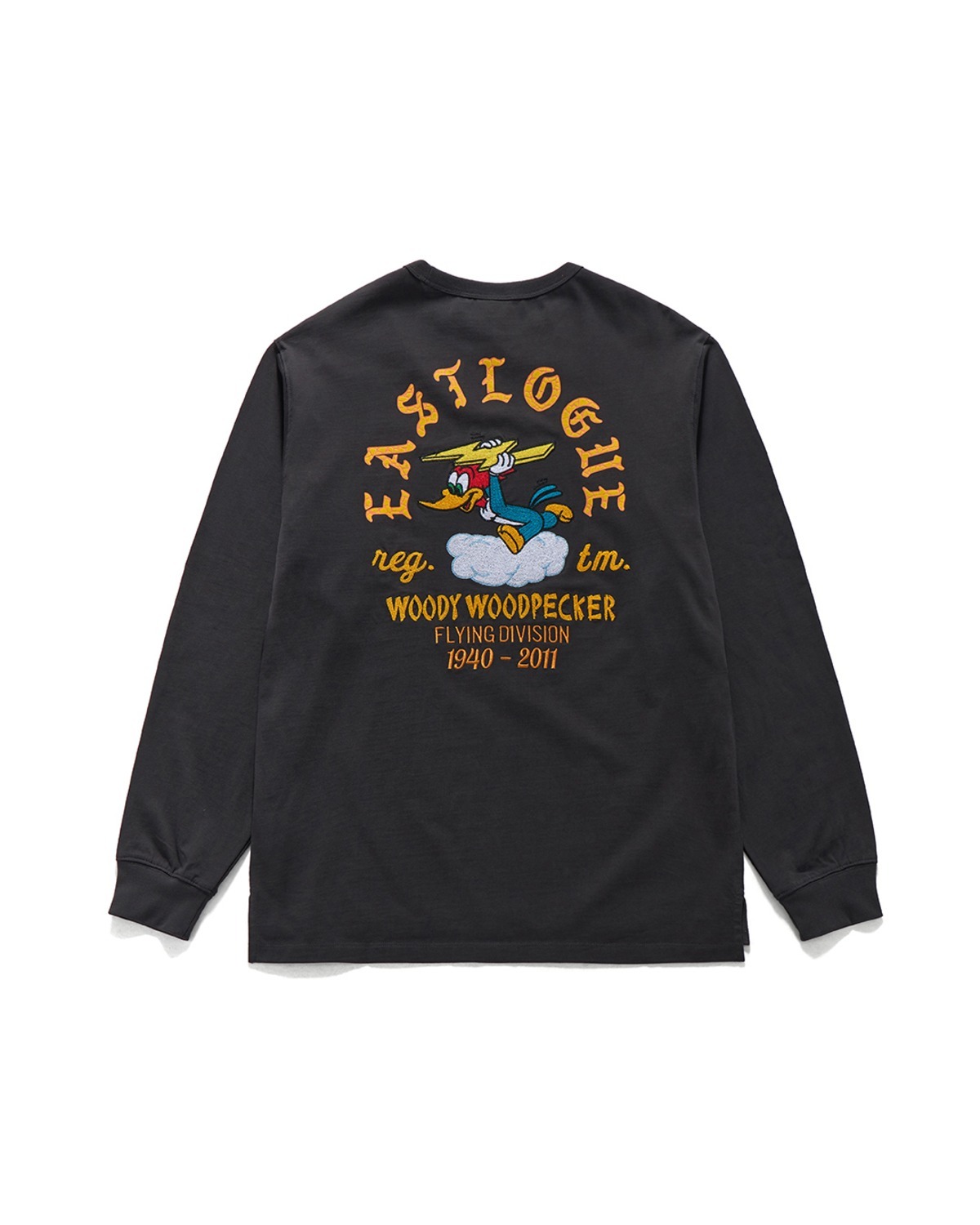 Eastlogue FLOCKING AND EMBROIDERED WOODY L.S T-SHIRT