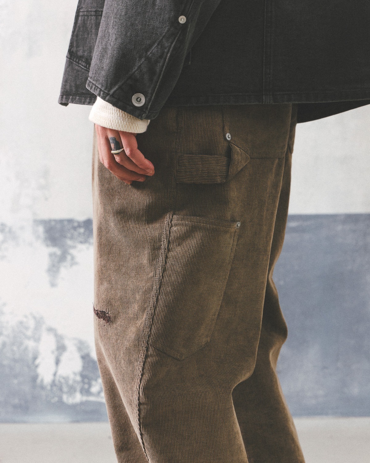 DAMAGED CARPENTER PANTS / SAND CORDUROY