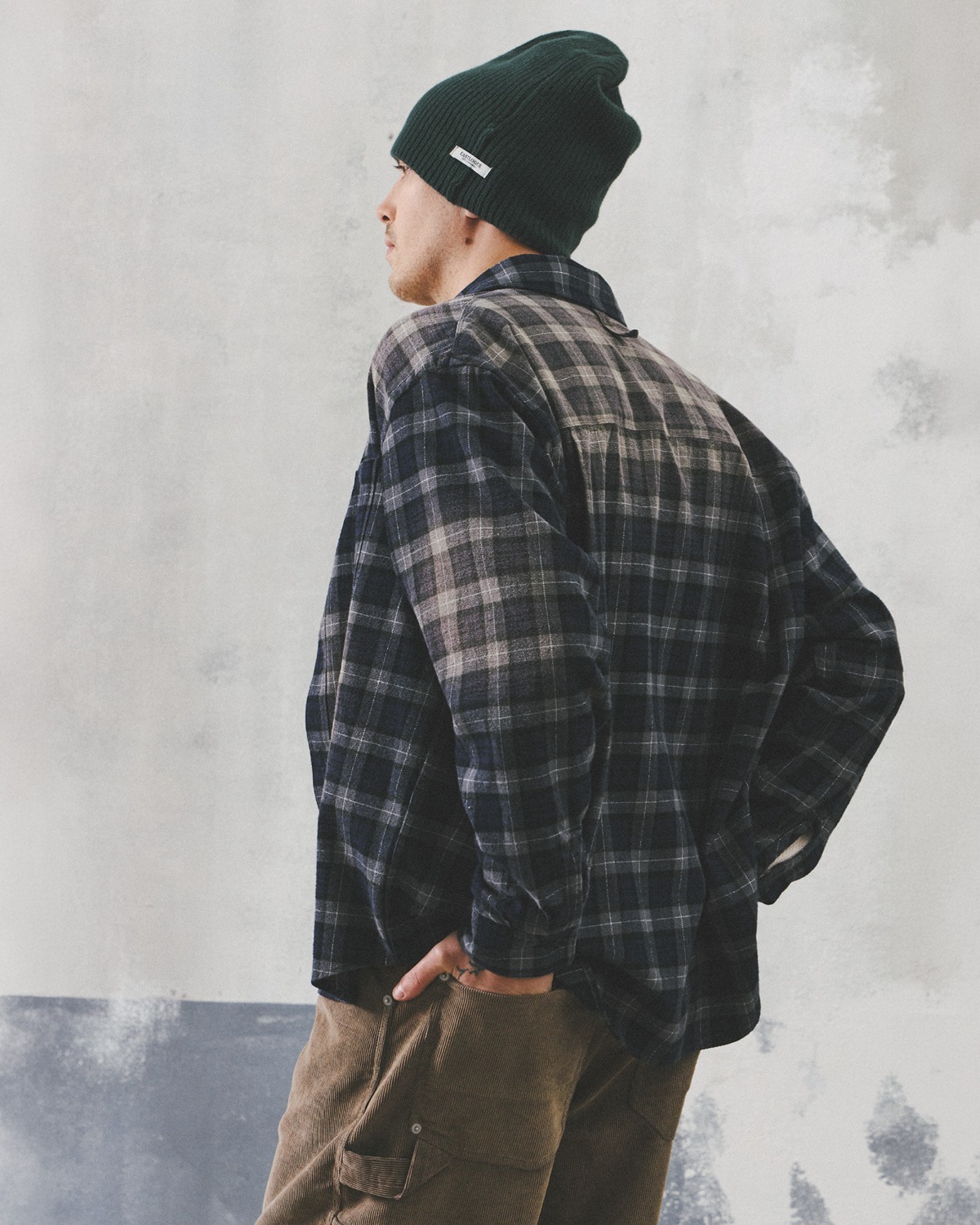 WORKADAY SHIRTS / NAVY & GREY CHECK