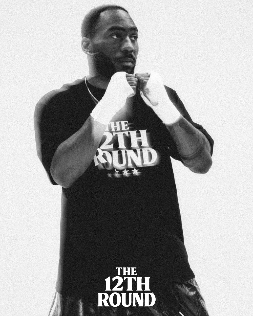 반팔 티셔츠 모델 착용 이미지-S3L2