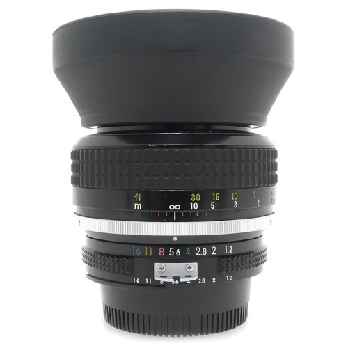 [중고] 니콘 Nikon MF Ai NIKKOR 55mm F1.2 + 니콘 HR-2 후드포함 (A+)