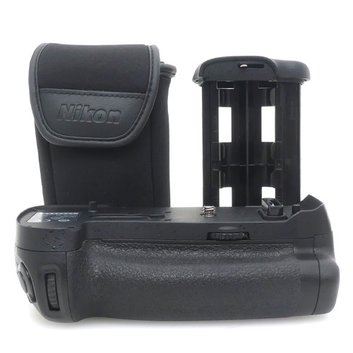 [중고] 니콘 Nikon Multi-Power Battery Pack MB-D18 정품 + AA 배터리 매거진 포함 - 니콘 D850 세로그립 (A+)