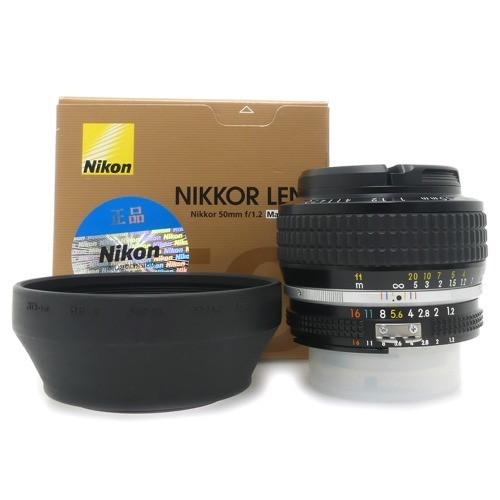 [중고] 니콘 Nikon MF NIKKOR 50mm F1.2 정품 , 박스품 + 니콘 Nikon HR-2 후드포함 (S)