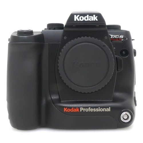 [중고] 코닥 Kodak DCS Pro SLR/C Professional BODY + 배터리 4개 , 메모리카드 , 부속포함 * 12.000 컷 (A+)