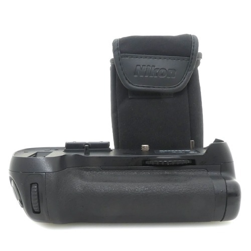 [중고] 니콘 Nikon MB-D12 Multi-Power Battery Pack Battery Grip 정품 + AA 배터리 매거진 포함 For 니콘 D800 D800E D810 D810A 배터리 그립 (A+)