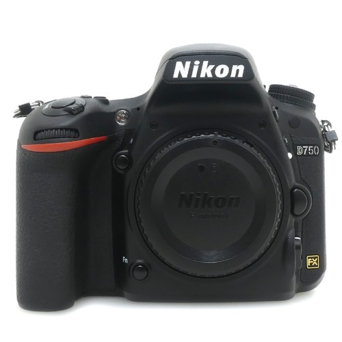 [중고] 니콘 Nikon D750 BODY 정품 + 부속포함 * 18,100 컷 (A+)