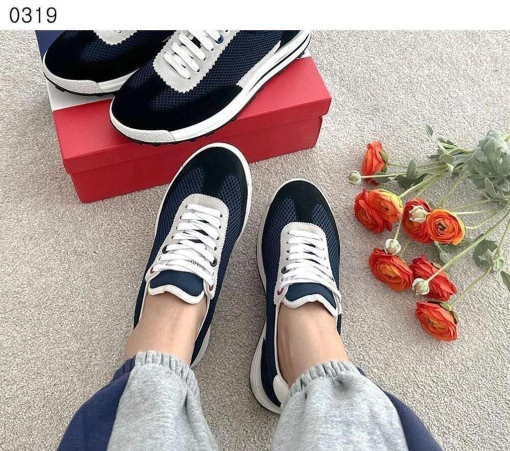 톰브라운 [THOM BROWNE] 수입프리미엄급 테크 러너 스니커즈 세일💢💢💢 | 리플릭스