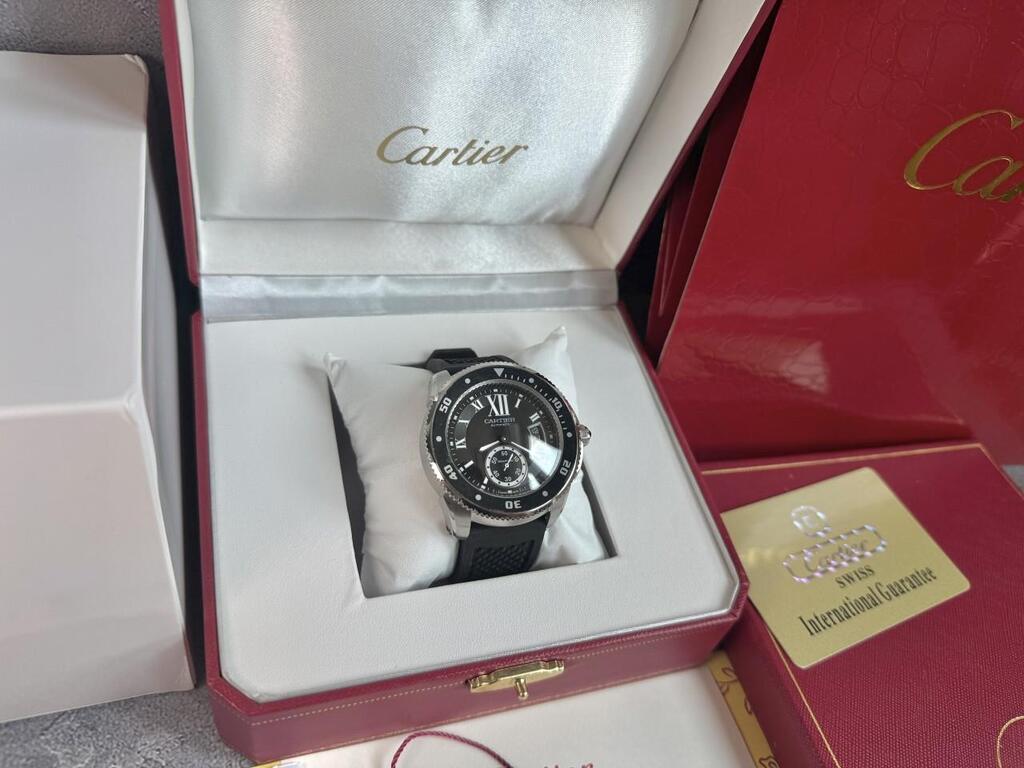 까르** 칼리브 다이버 실버 40mm 블랙다이얼 | 리플릭스