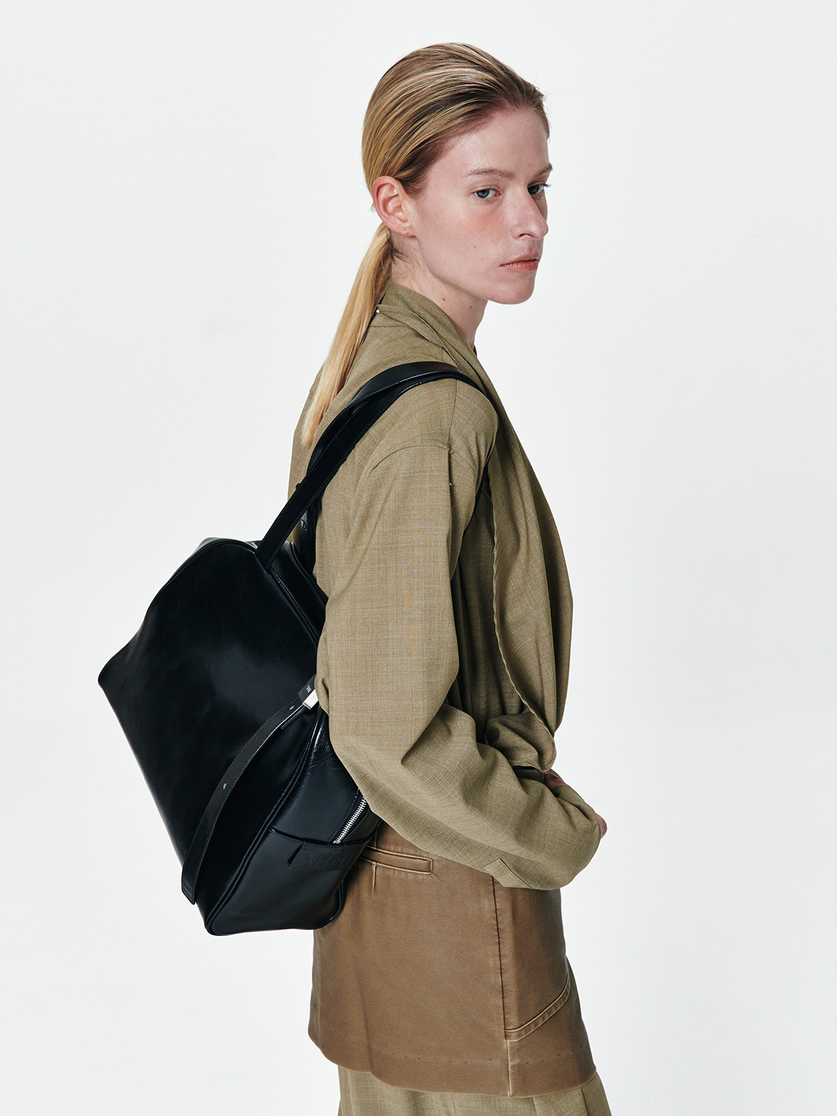 ★日本未入荷★AHNI★Midnight Boston bag★韓国大人気★ 日本未入荷☆Midnight Boston bag/AHNI (ボストンバッグ