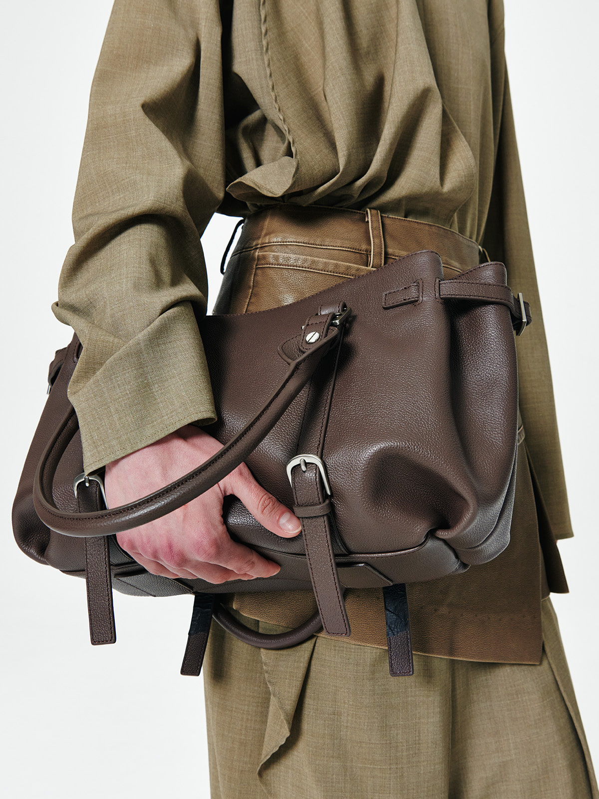 ★AHNI★ Ruskin tote bag_Black Ruskin tote bag_Black - AHNI