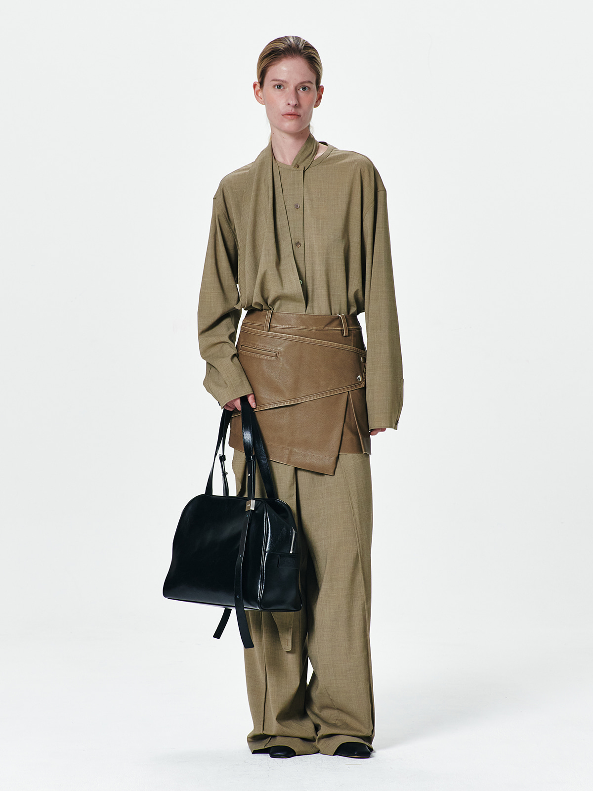 Midnight Boston Bag_Black - AHNI