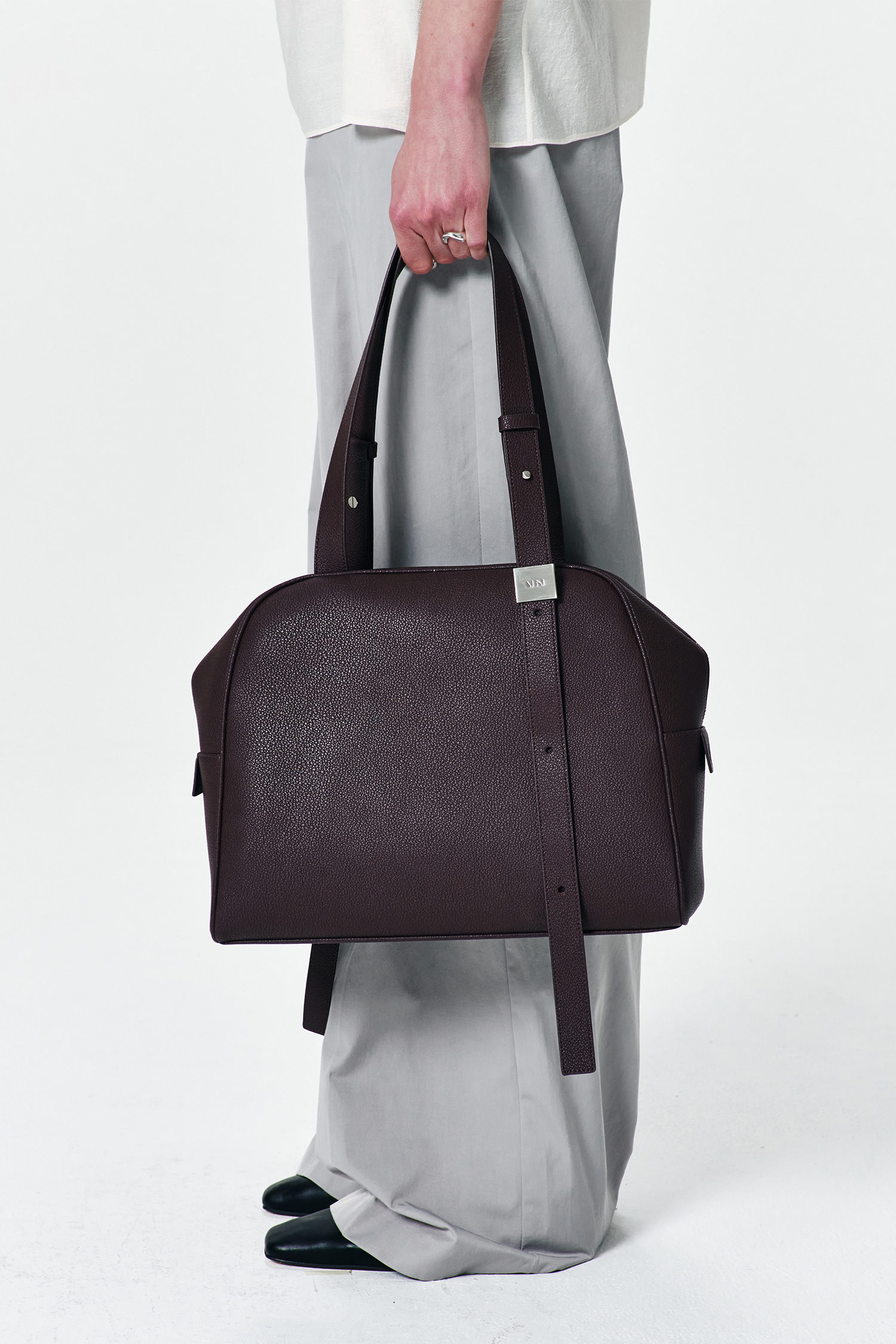 ★日本未入荷★AHNI★Midnight Boston bag★韓国大人気★ 日本未入荷☆Midnight Boston bag/AHNI (ボストンバッグ