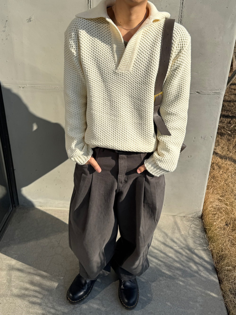 긴팔 티셔츠 모델 착용 이미지-S1L59