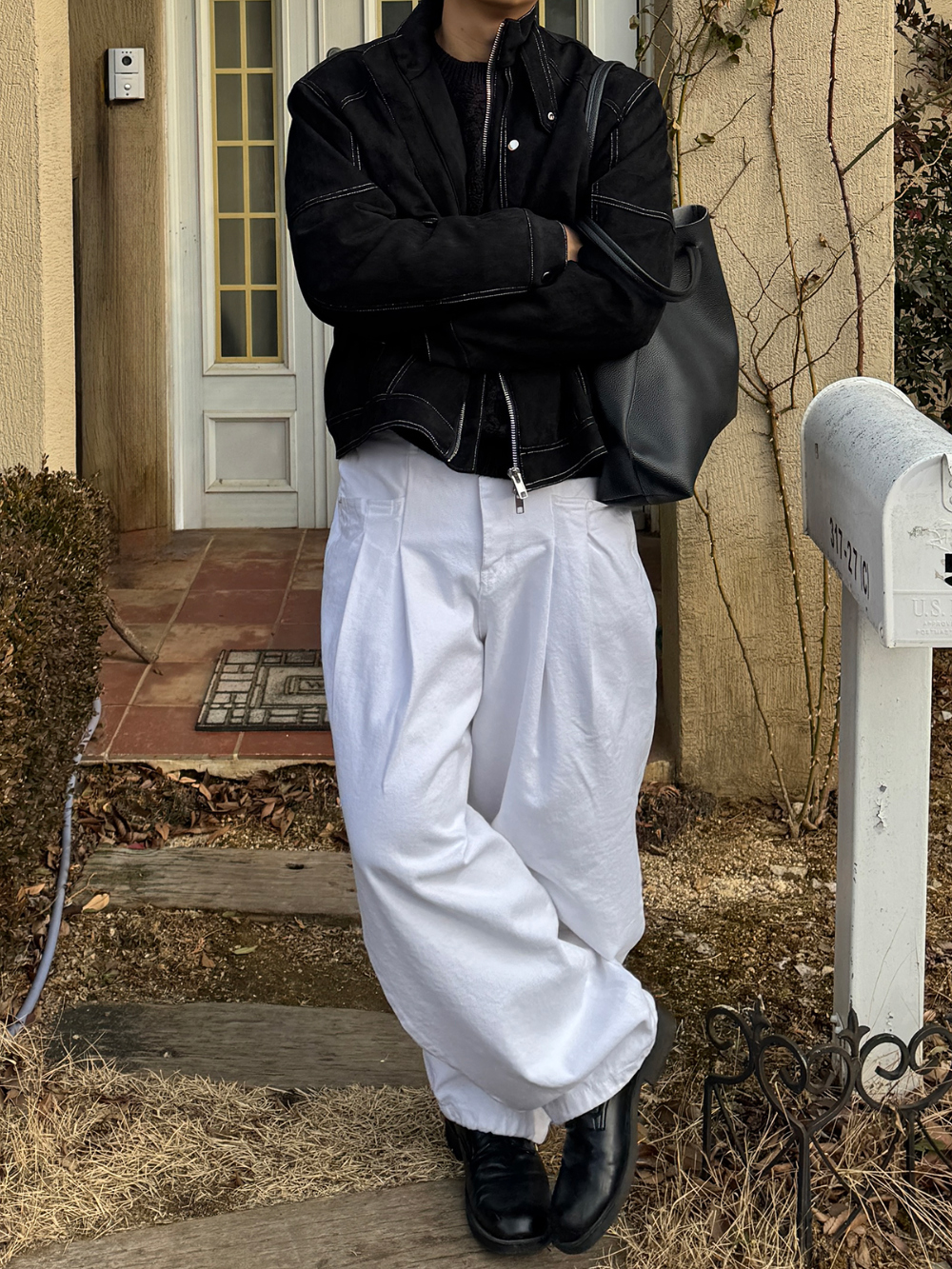 긴팔 티셔츠 모델 착용 이미지-S1L75