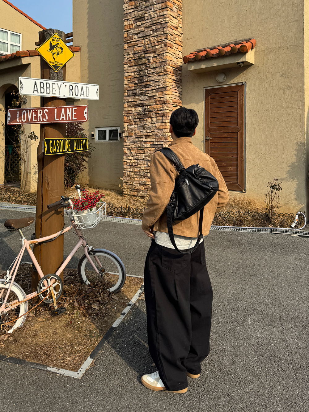 긴팔 티셔츠 모델 착용 이미지-S1L88