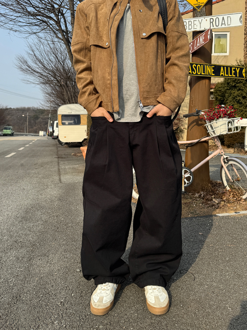 긴팔 티셔츠 모델 착용 이미지-S1L86