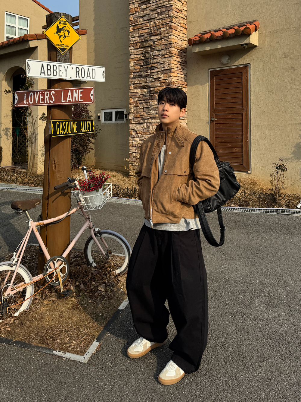 긴팔 티셔츠 모델 착용 이미지-S1L91