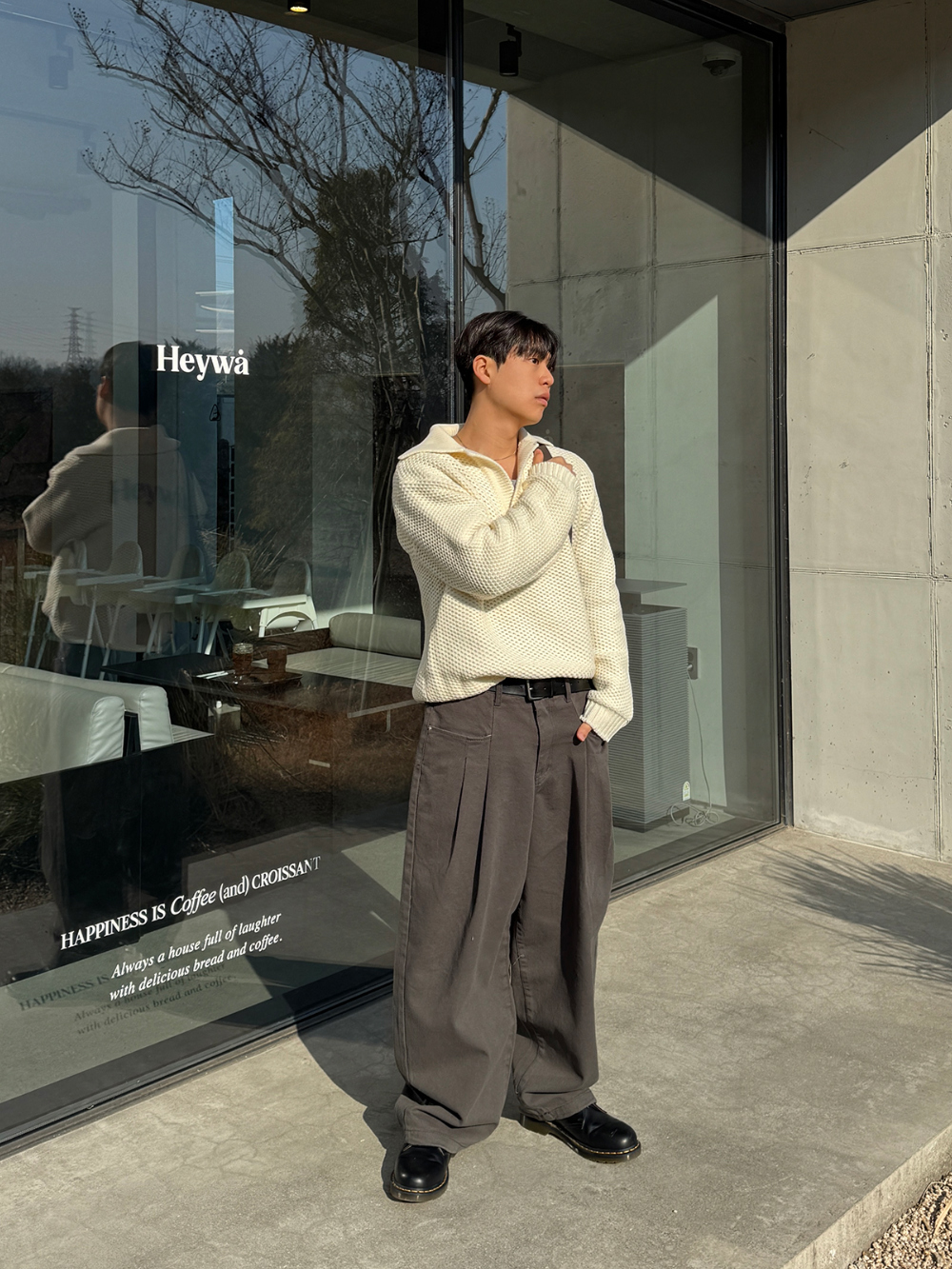 긴팔 티셔츠 모델 착용 이미지-S1L53