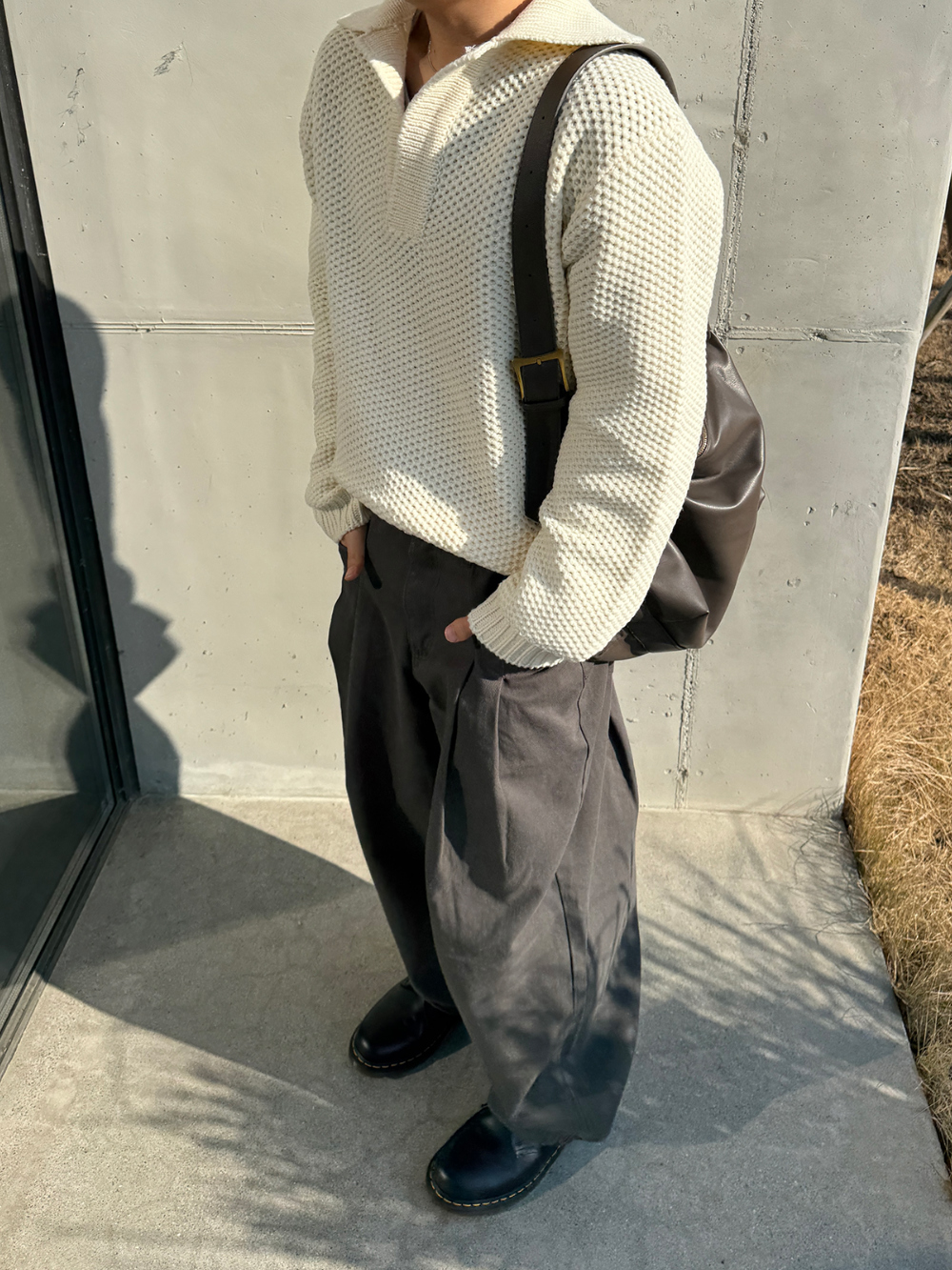 긴팔 티셔츠 모델 착용 이미지-S1L58