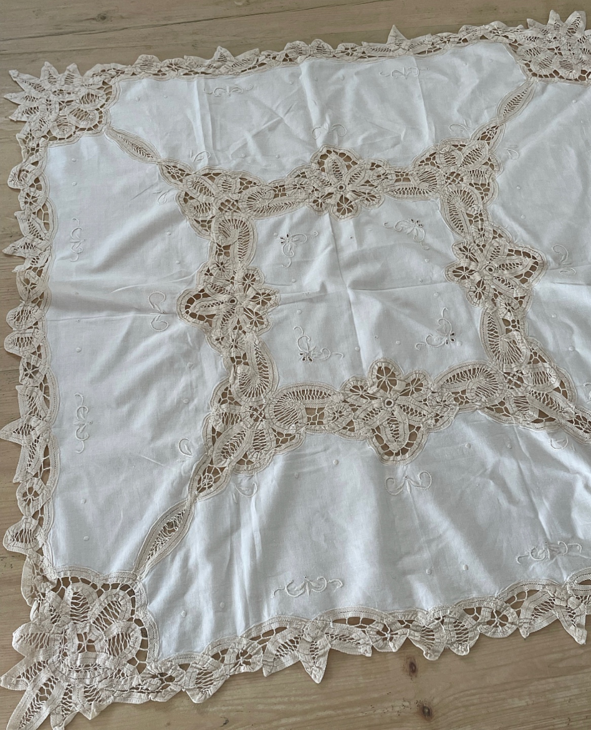 vintage embroidery 37