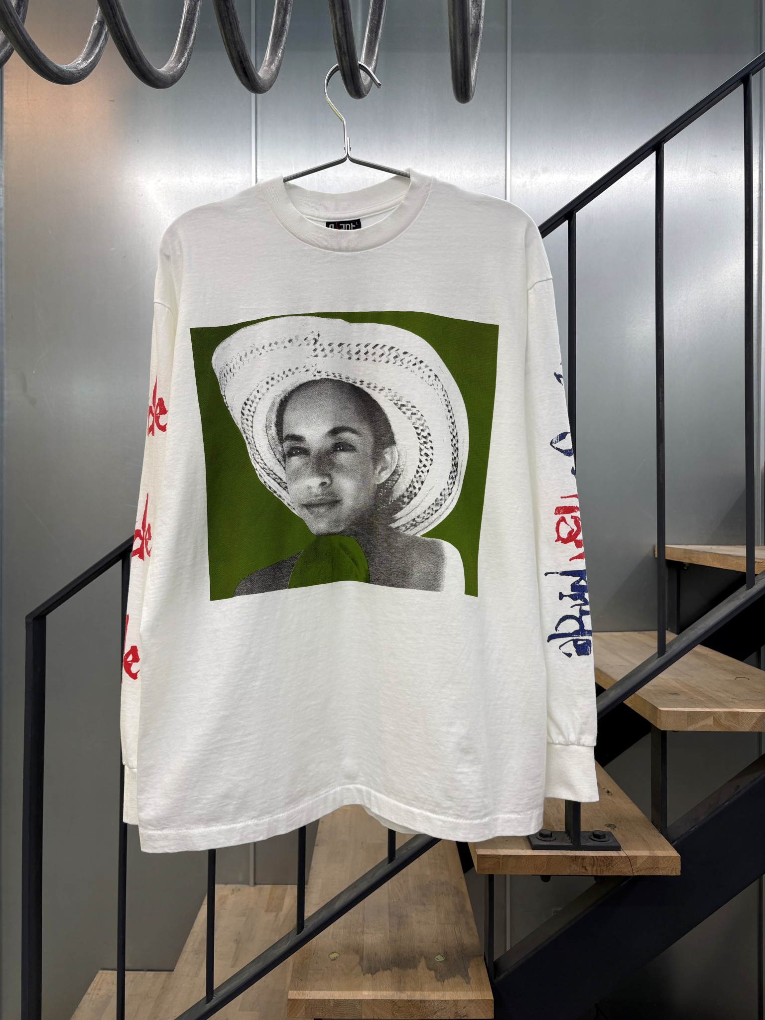 T-SHIRT SUNTAN - SADE - NO DANCE FLOOR