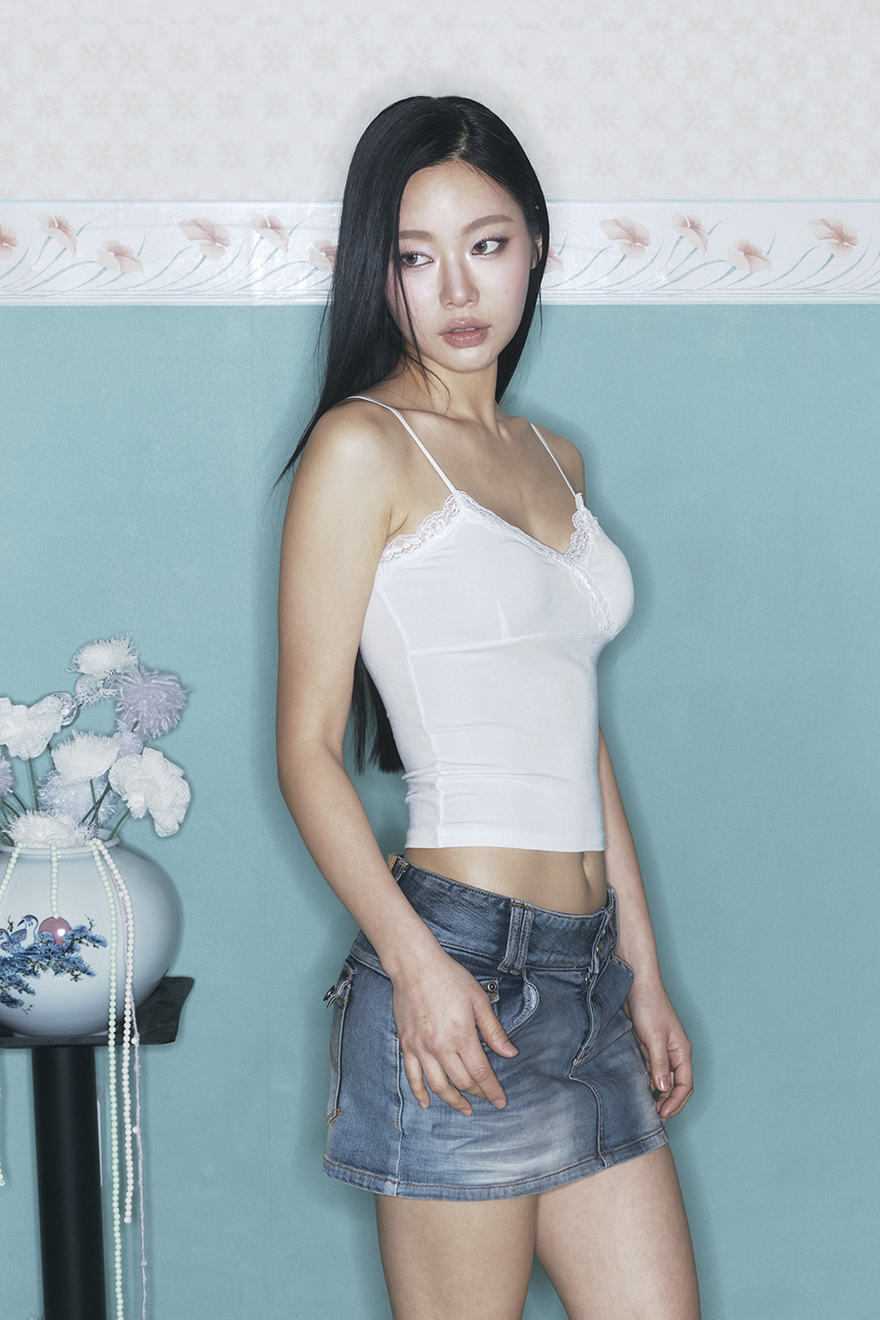PLEASENOFOLLOW FLORA LACE SLEEVELESS TOP - 9 COLORS WHITE