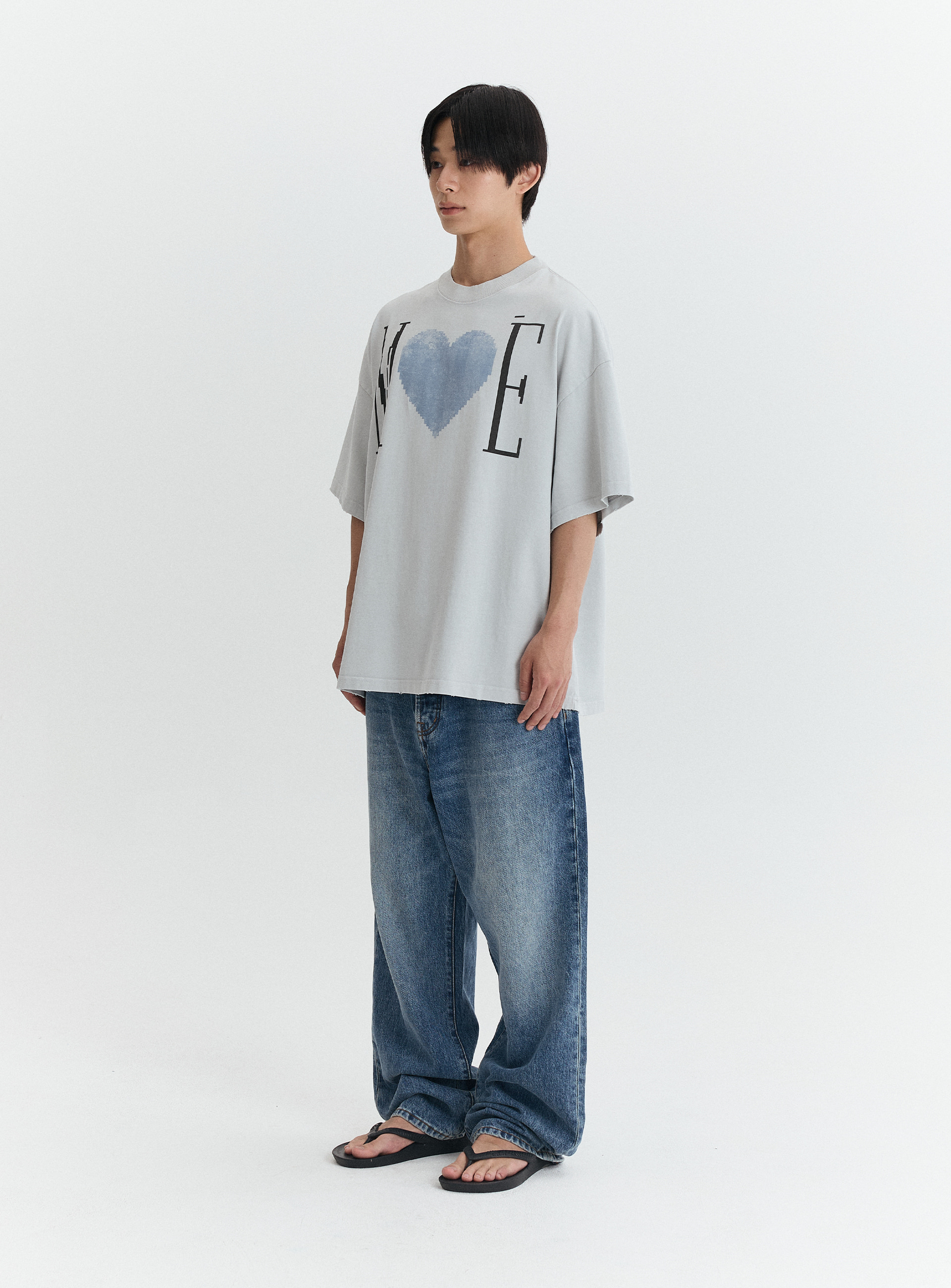 MÉ VINTAGE HEART OVERSIZED T-SHIRT / LIGHT GRAY - MTTIRE