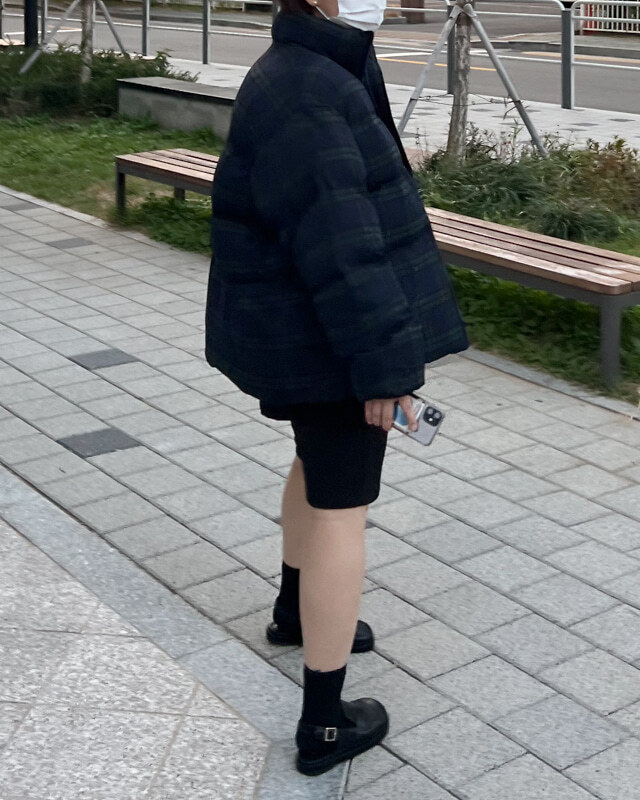 앞줄 바이커 팬츠 ( 블랙 ) 밴딩 폴리 스판 상세 이미지 27