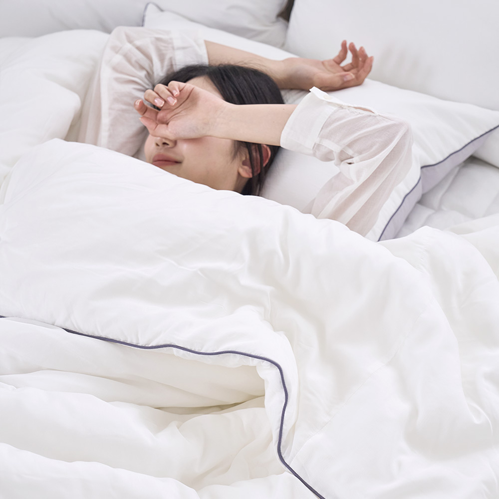 Creamy Lenzing Modal Washed Mid-season Comforter white Single / Queen