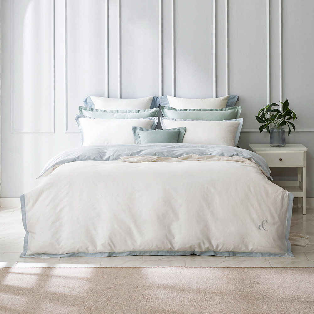 Clair 60-count Sateen Cotton Hotel Duvet & Pillow Set Single / Queen / King