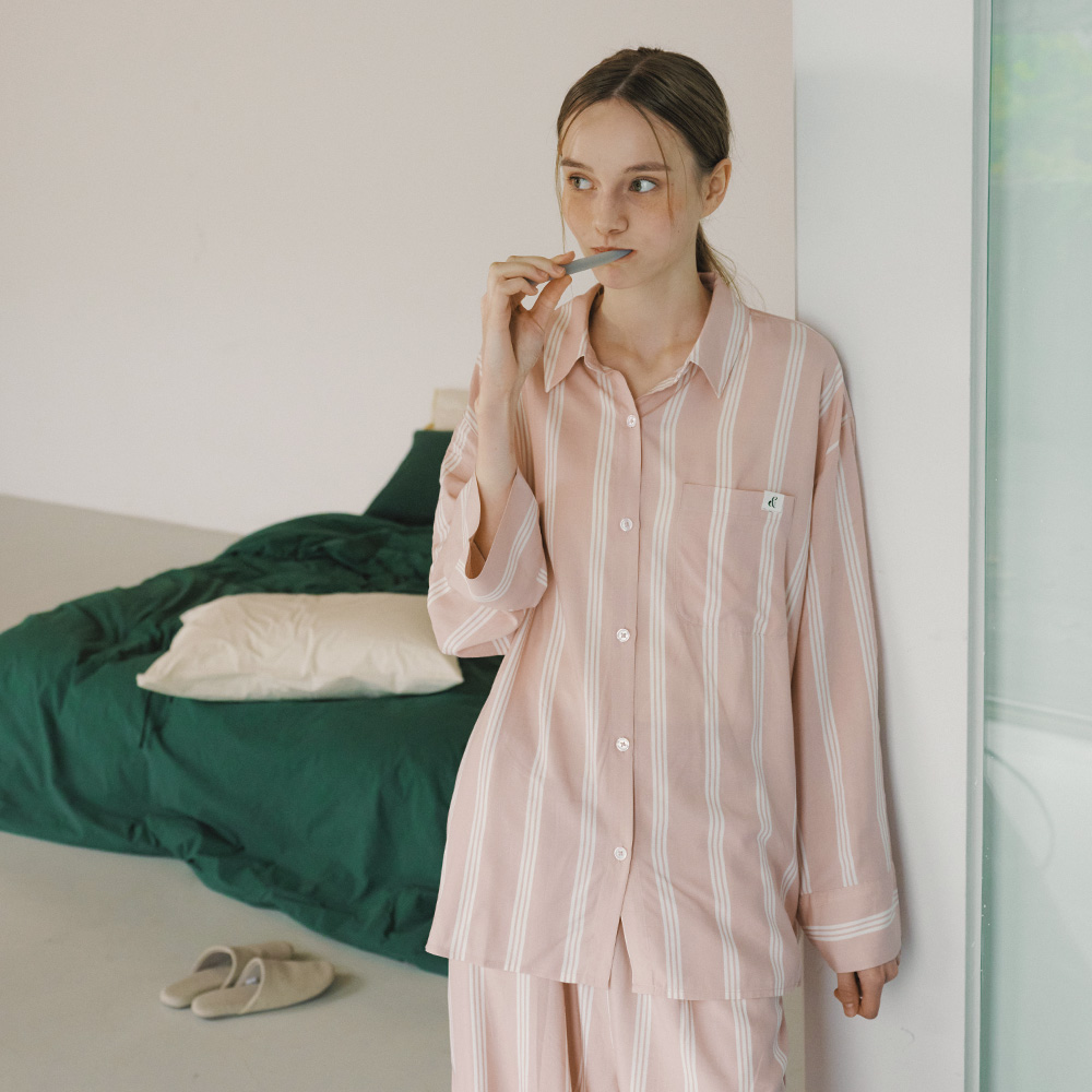 Silk touch stripe Long-sleeve Pyjama set pink