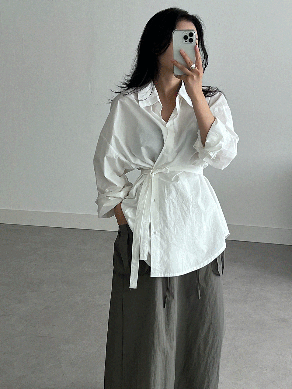 ﻿로아르 쓰레웨이 벨트 셔츠(4color)