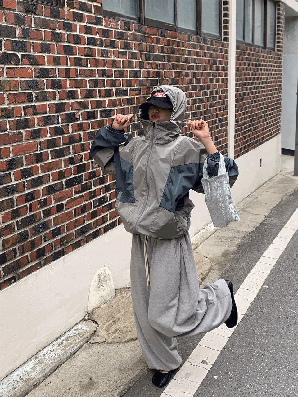 [S/S][UNISEX]온듀 남녀공용 후드 배색 바람막이 점퍼(2color)