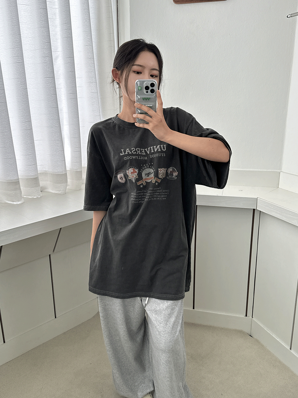 [남녀공용]니셜 오버핏 피그먼트 티셔츠(2color)