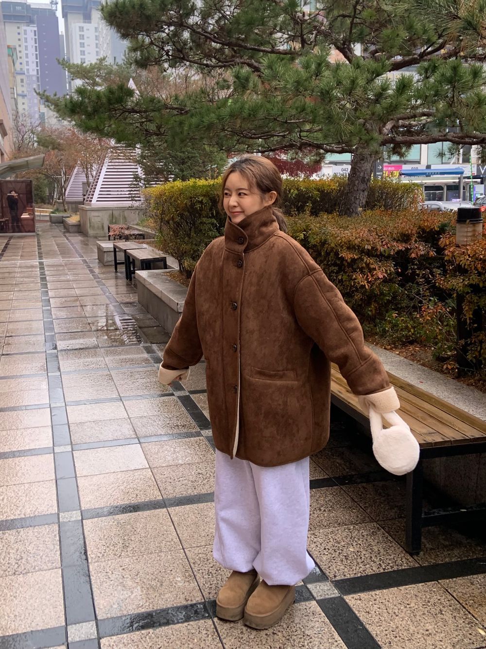 로드니 하프 무스탕 코트(2color) 상세 이미지 28