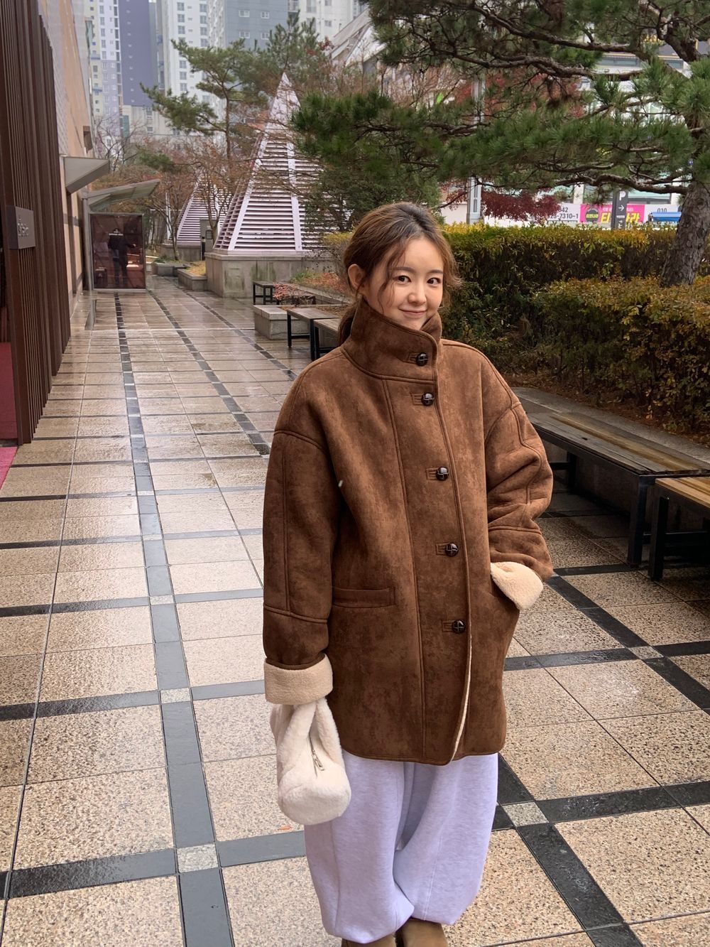 로드니 하프 무스탕 코트(2color) 상세 이미지 30