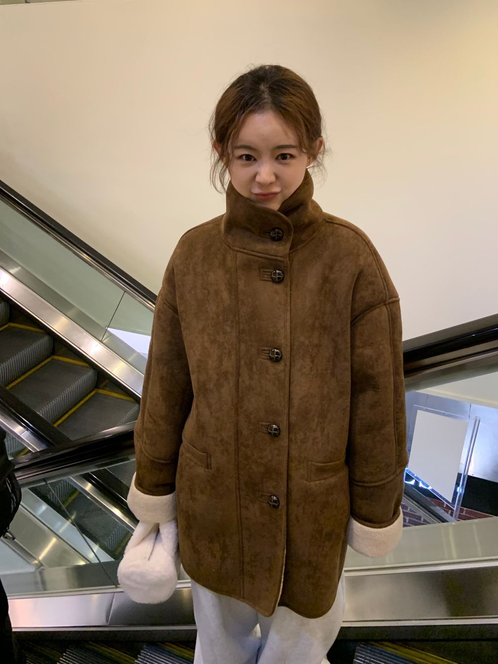 로드니 하프 무스탕 코트(2color) 상세 이미지 24