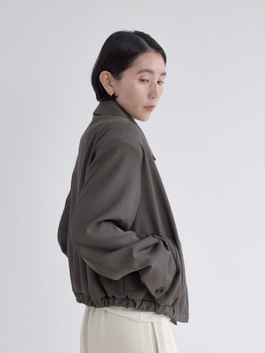 NOKCHA | 洗練されたシルエットのミニマルハンサムジャケット