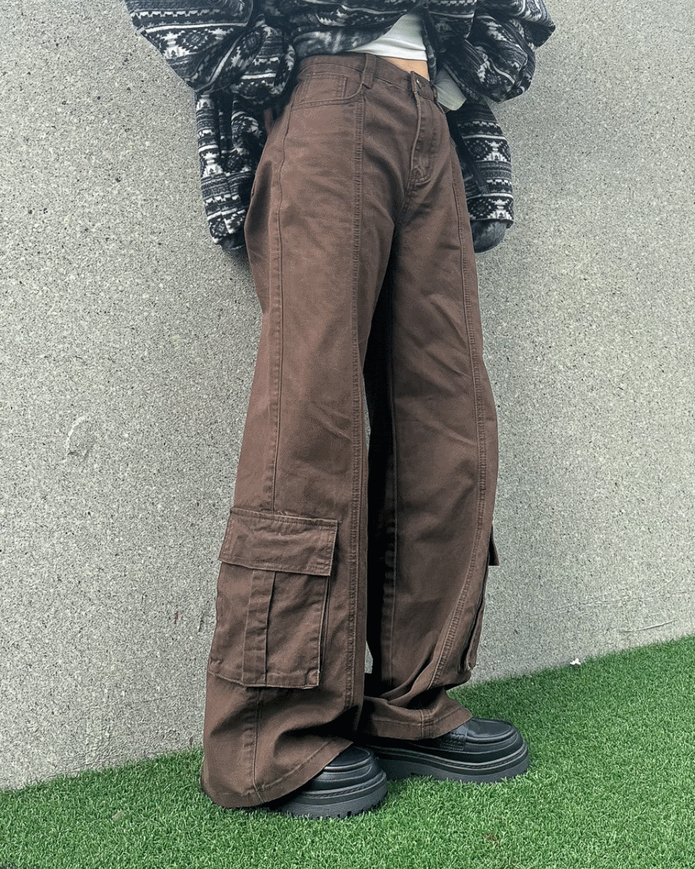 리브 카고 절개 슬림핏 부츠컷 팬츠(2 color)