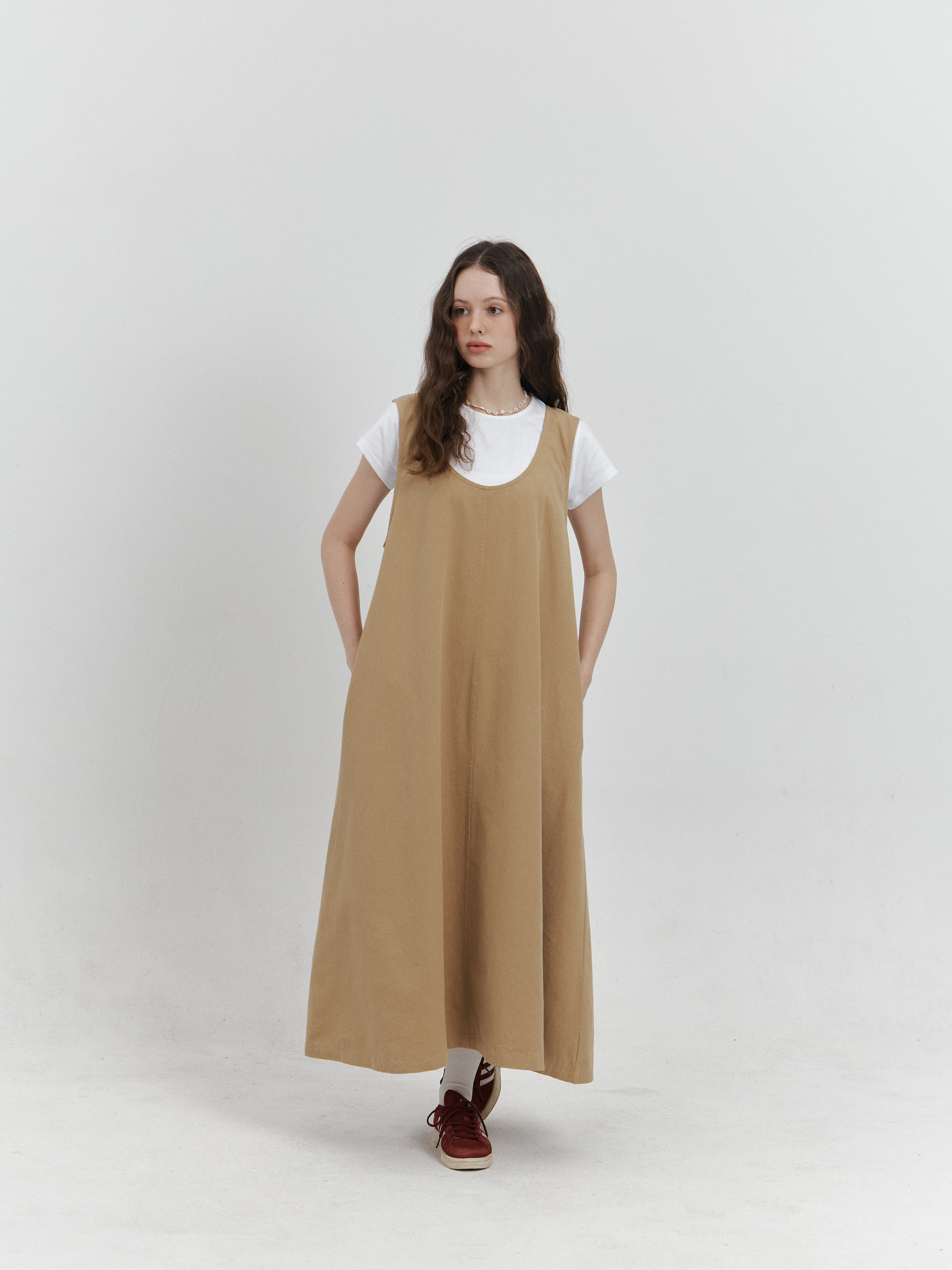 DRESSES - DRESSES - Avec Studio