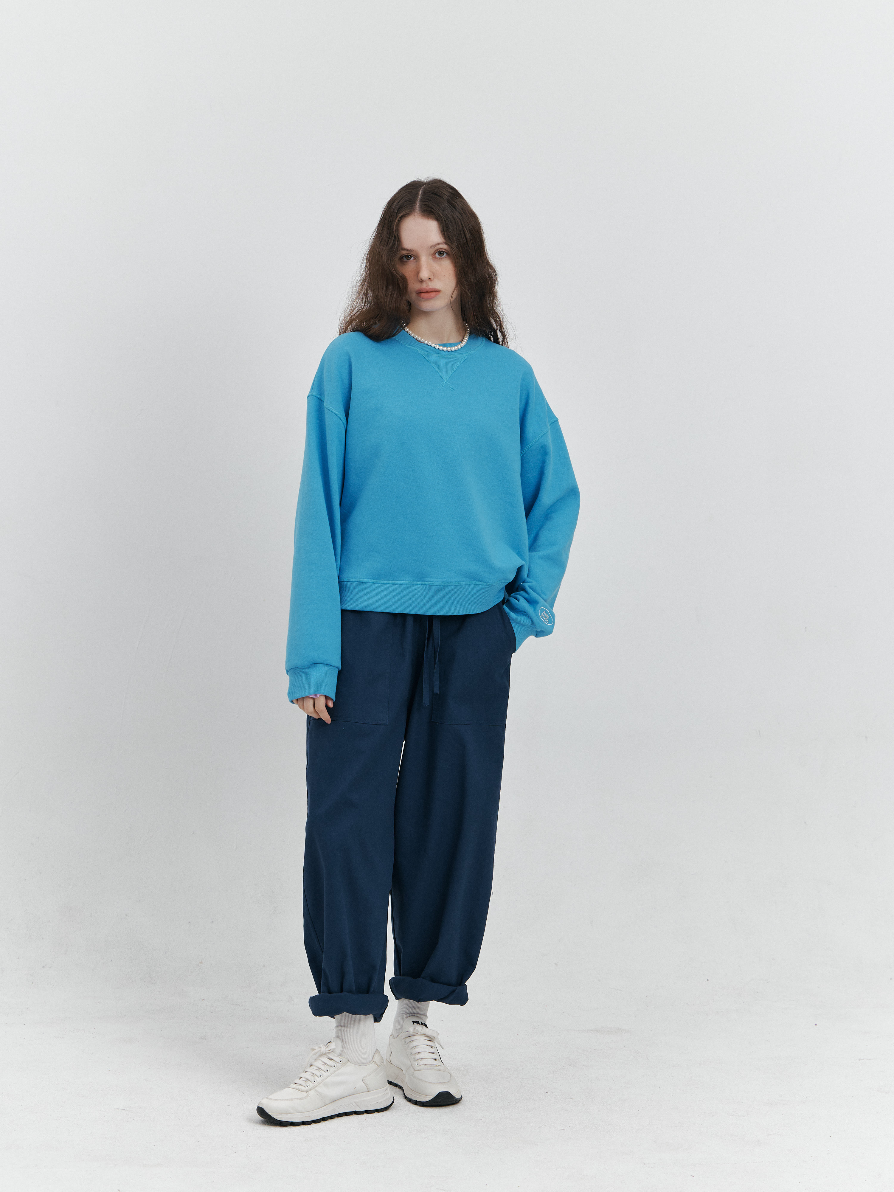 Avec Studio | STANDARD SWEATSHIRT (BLUE) 데일리 맨투맨