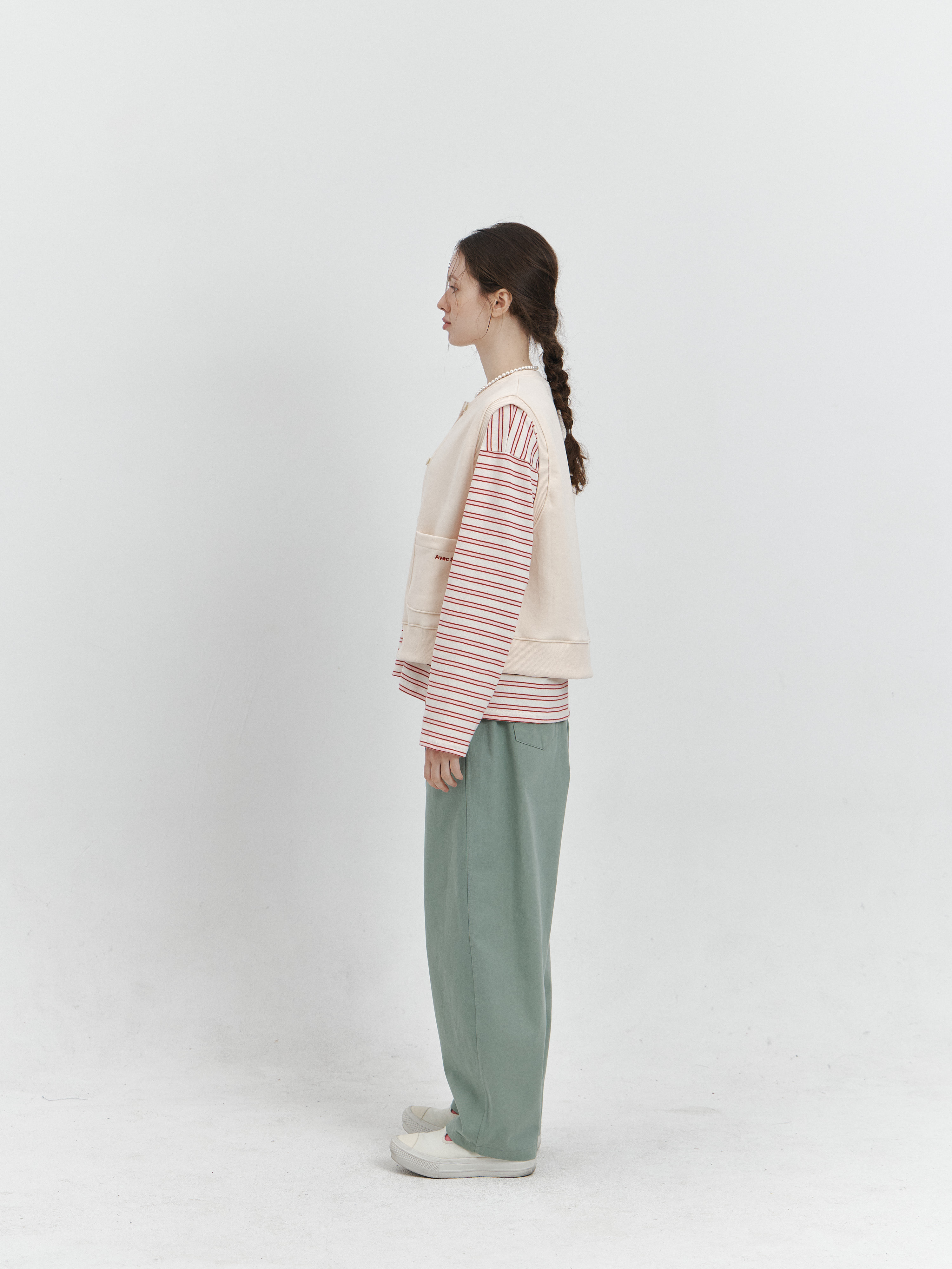 Avec Studio | CLASSIC SWEAT VEST (CREAM IVORY)
