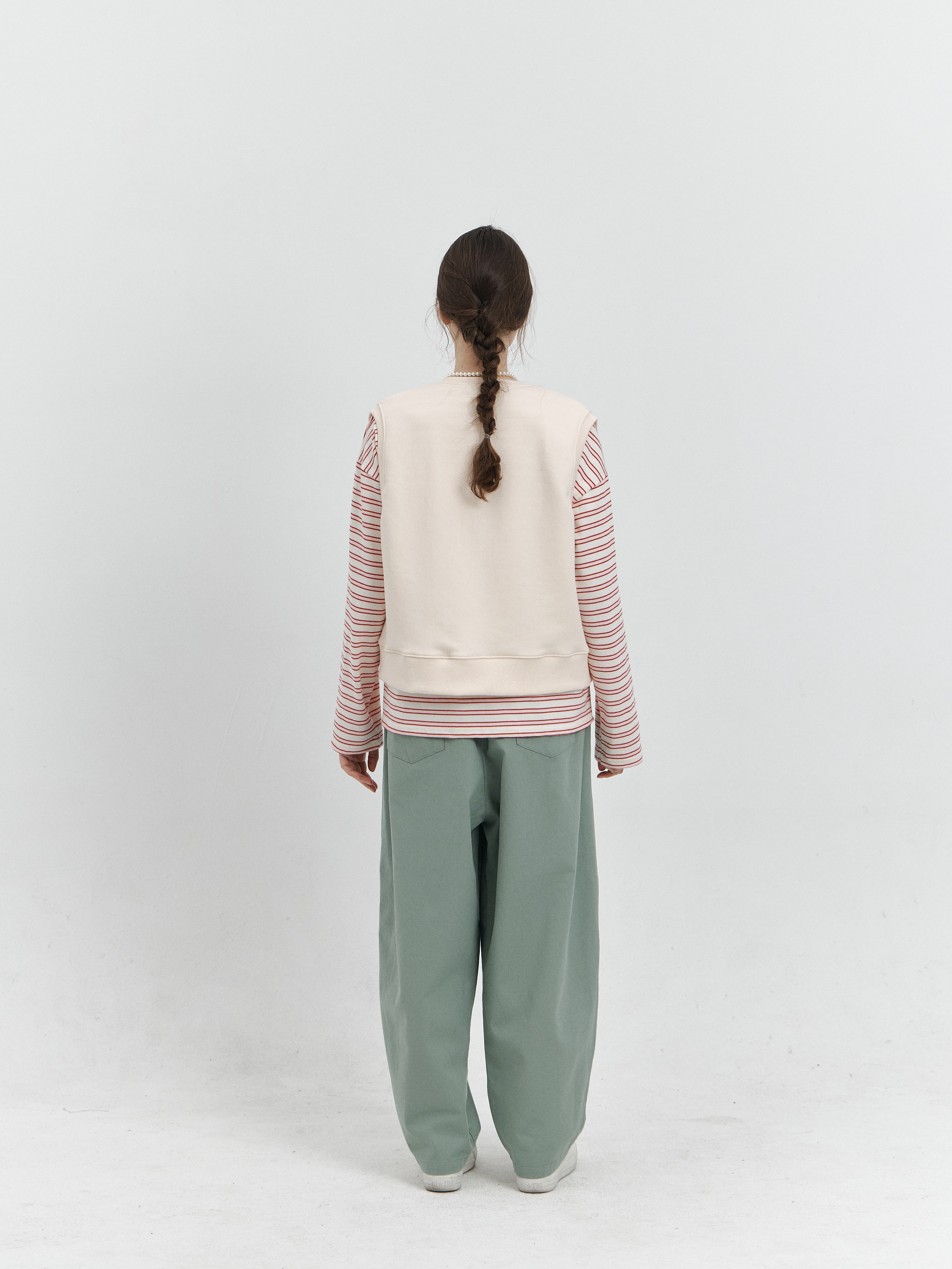 Avec Studio | CLASSIC SWEAT VEST (CREAM IVORY)
