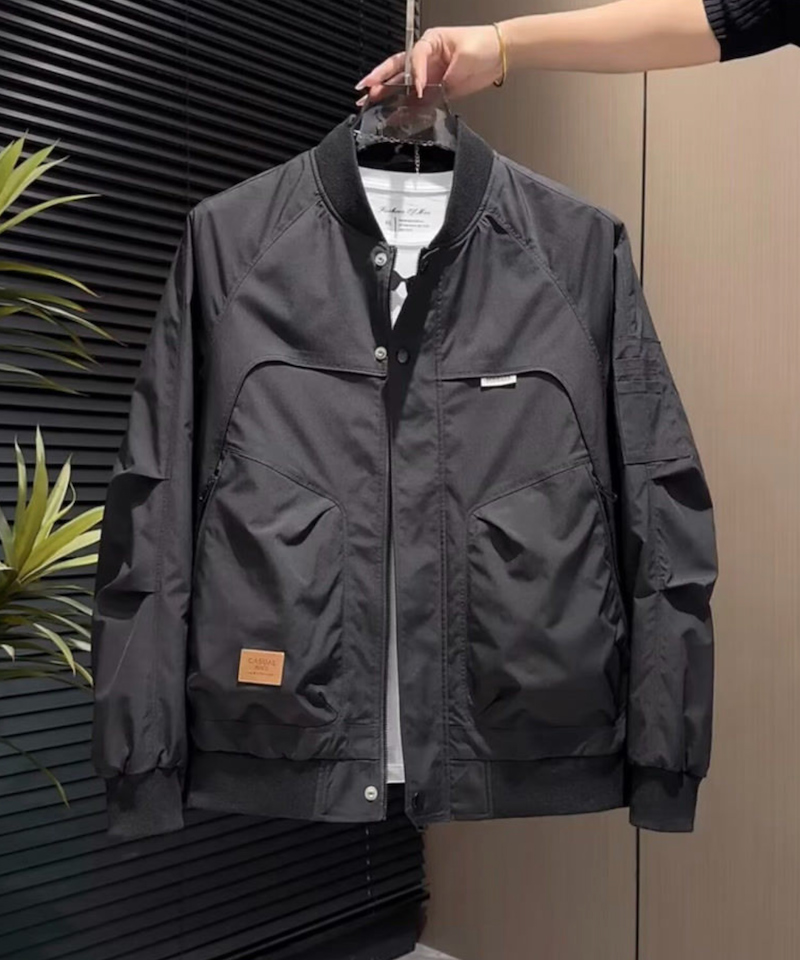 재킷 모델 착용 이미지-S1L6