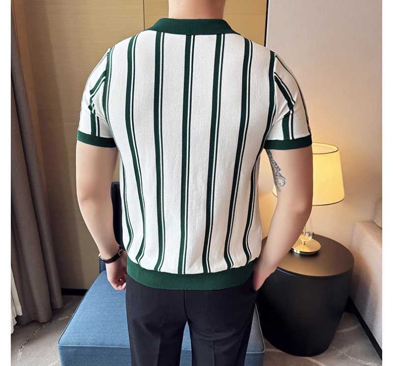 반팔 티셔츠 모델 착용 이미지-S1L3