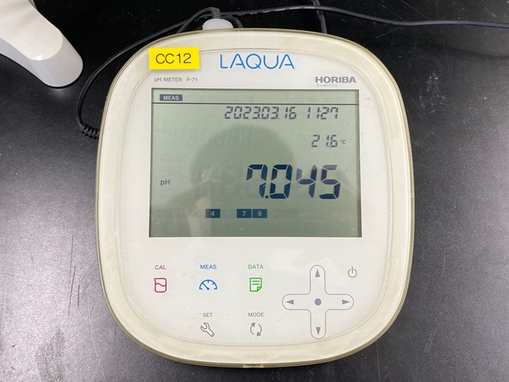 중고 HORIBA LAQUA 탁상형 pH/ORP Meter F-71 (CC12) | 바이오컨비젼