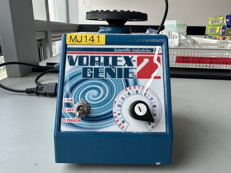 중고 Vortex Genie 2 볼텍스 믹서, 220V (MJ141)