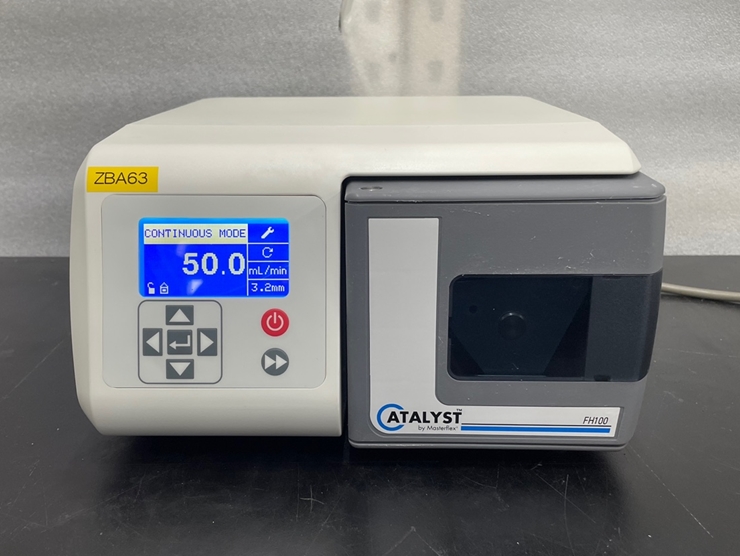 중고 Catalyst 정량 펌프 FH100 (ZBA63)
