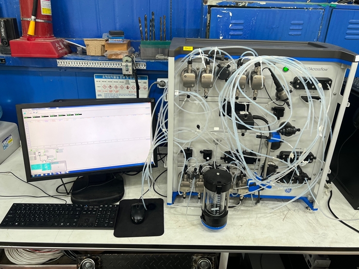 중고 GE Healthcare Akta CrossFlow Filtration System (ZBA37)